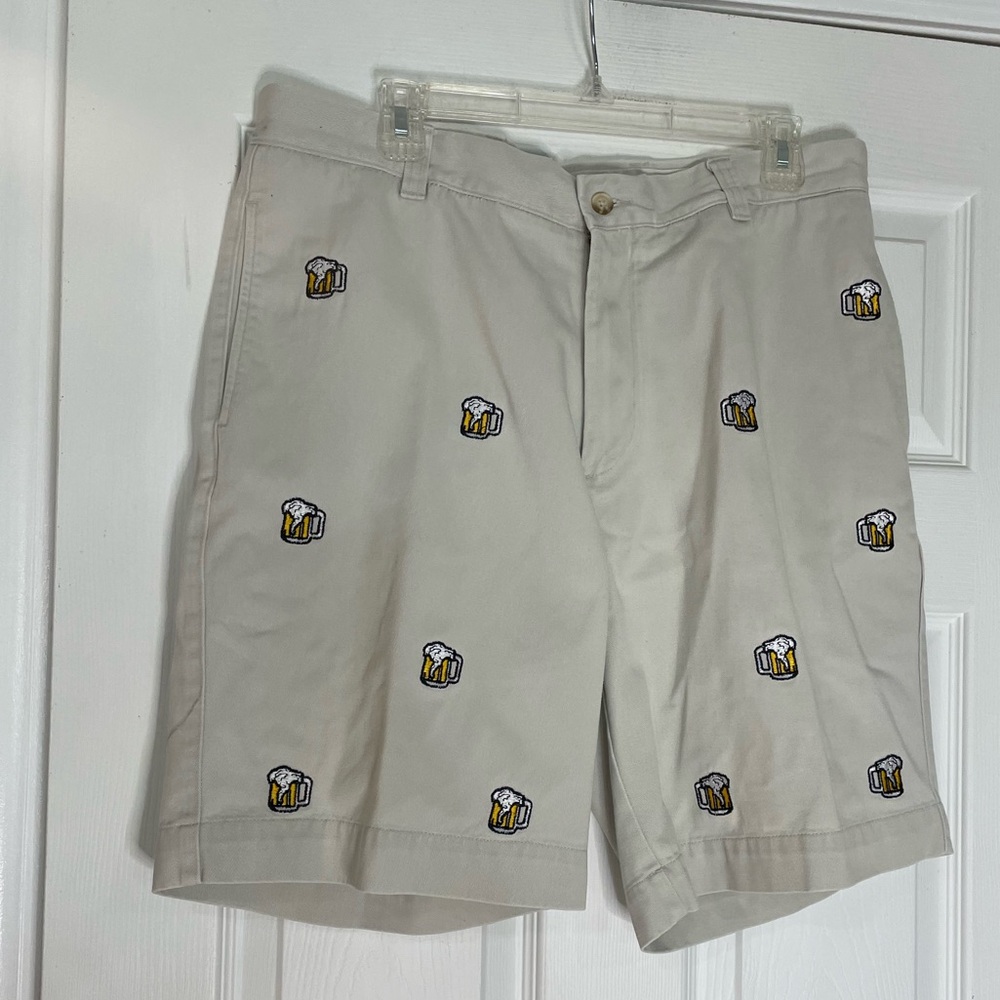 Berle Washed Stoned and Beaten cotton shorts with embroidered beer mugs - 36